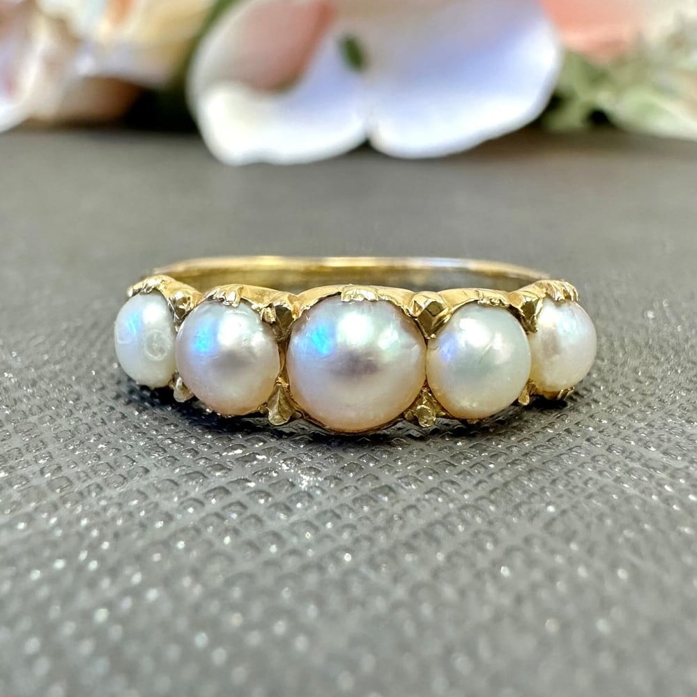 Pre-Owned 18ct Yellow Gold Cultered Pearl Ring