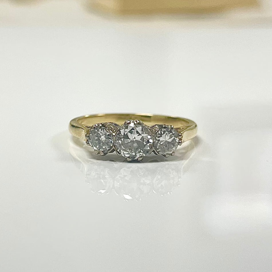 Pre-Owned 18ct Yellow Gold 0.69ct Diamond Ring