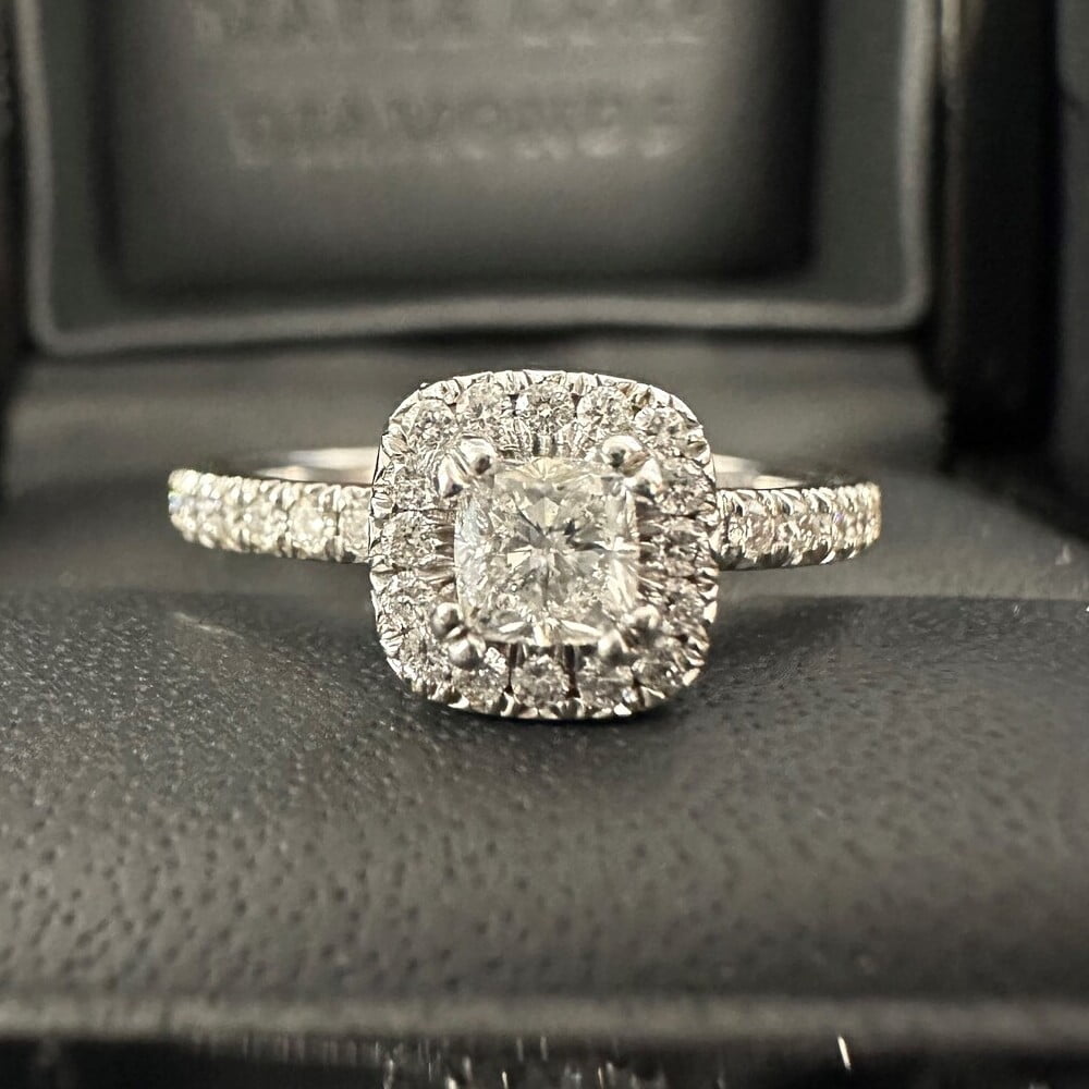 Pre-Owned 18ct White Gold 0.76 Diamond Halo Ring