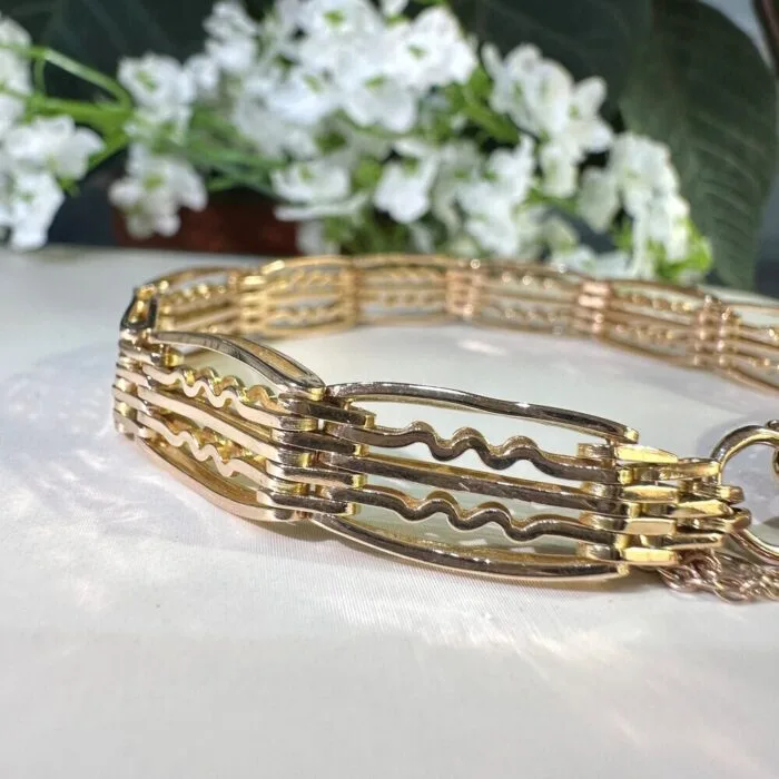 Second Hand 9ct Rose Gold Five Bar Gate Bracelet - Image 2