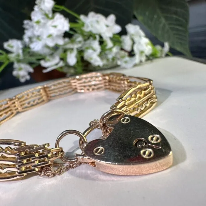 Second Hand 9ct Rose Gold Five Bar Gate Bracelet - Image 3