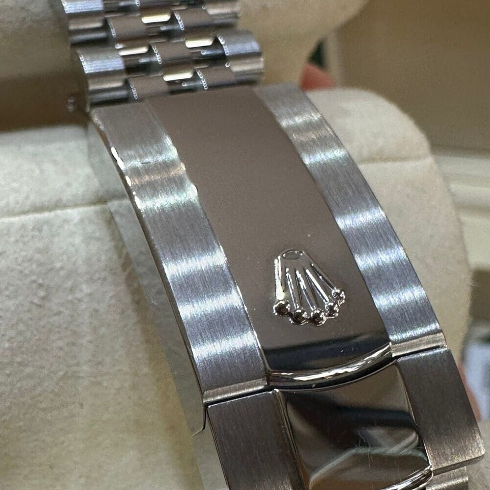 Rolex Datejust 41 Black Watch - Image 4