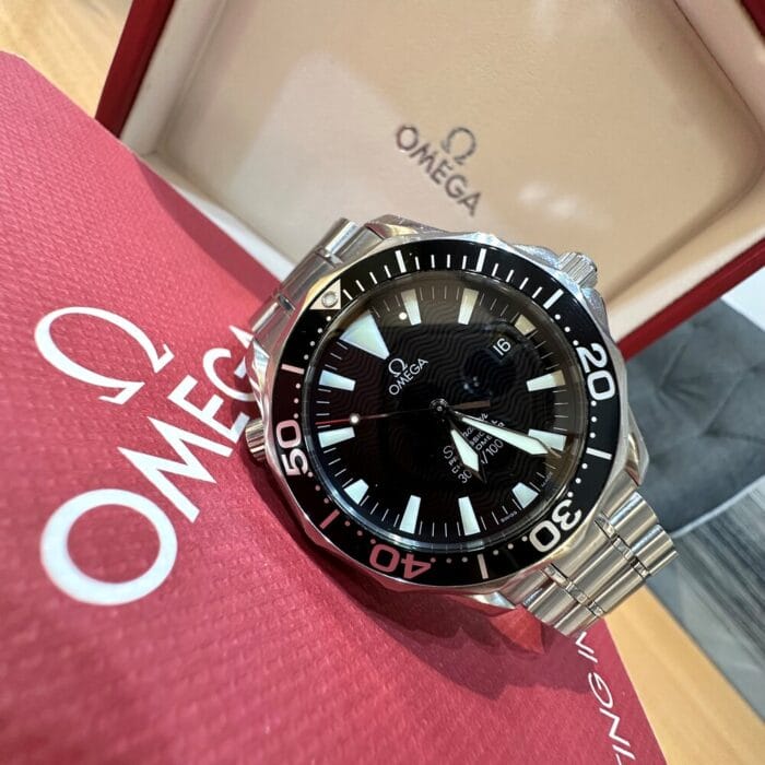 Second Hand Omega Seamaster Professional Watch - Image 4
