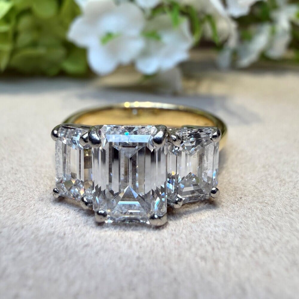 Second Hand 18ct Yellow Gold 4.05ct Diamond Trilogy Ring