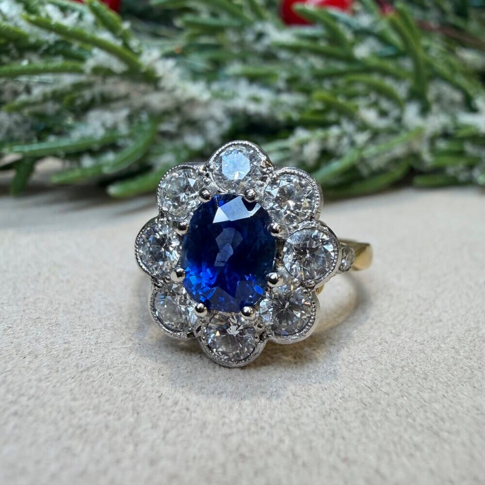 Second Hand 18ct Yellow Gold Sapphire & Diamond Cluster Ring