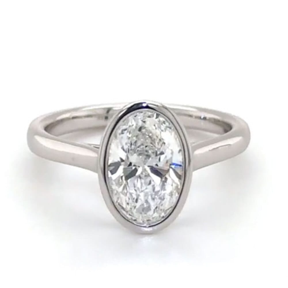 18ct Yellow Gold 1.58ct Lab Grown Oval Diamond Ring