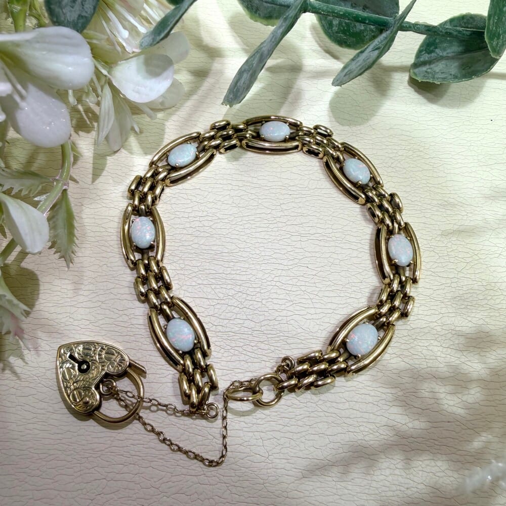 Second Hand 9ct Yellow Gold Opal Gate Bracelet