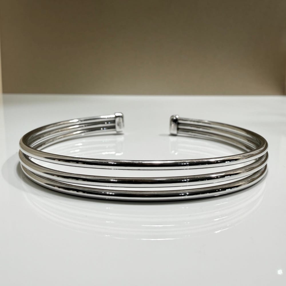 Second Hand 18ct White Gold Triple Torque Bangle