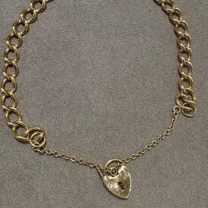 Pre-Owned 9ct Yellow Gold Padlock Bracelet - Image 4