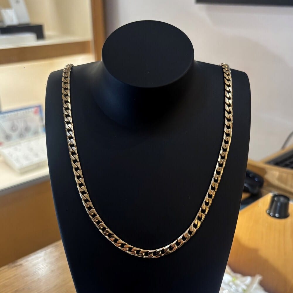 Pre-owned 9ct Yellow Gold Square Curb Link Chain